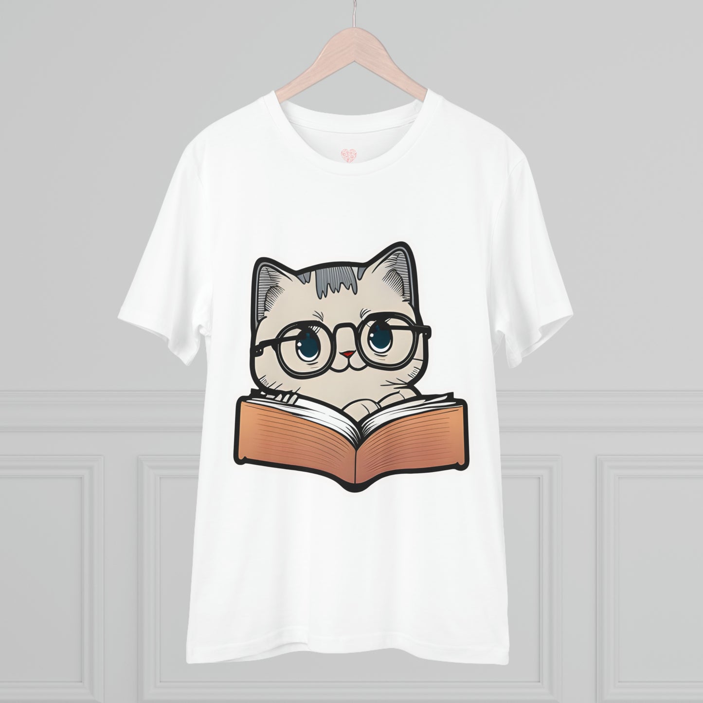 "Bookworm Bliss" Kitty Graphic Tee: Perfect Gift for Book/Kitty Lovers - T-Shirt