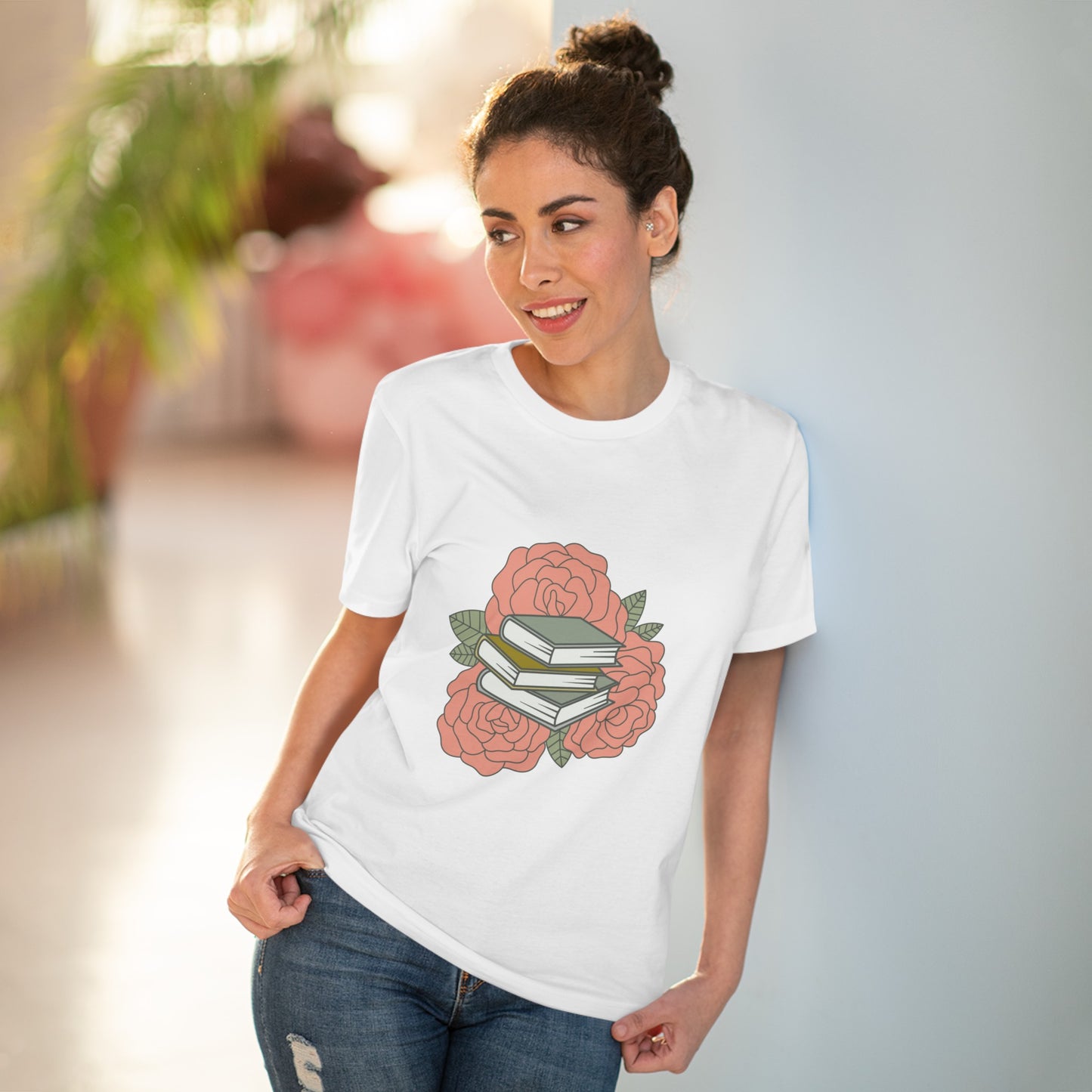 "Bookworm Vibes: Literary Lover" - T-Shirt