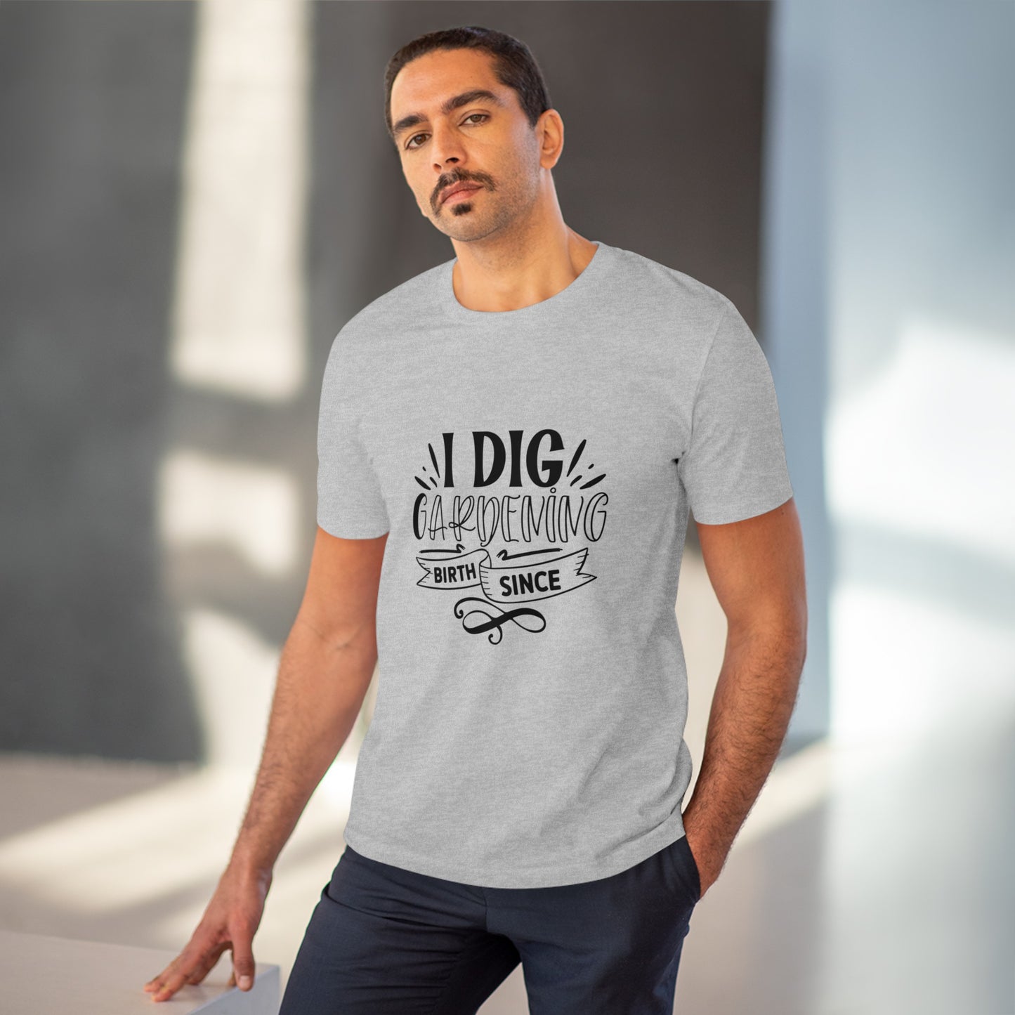 "I dig gardening"- T-Shirt