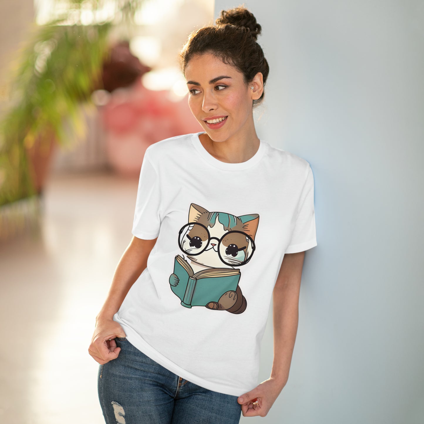 Bookworm Bliss: Kitty Book Graphic Tee - T-Shirt