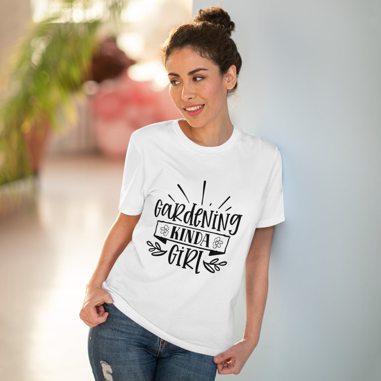 "Gardening Kinda Girl"- T-Shirt